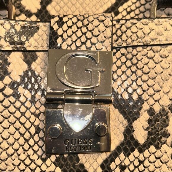 Guess Tan Gray Snake Python Faux Leather
Crossbody Bag. - Picture 7 of 16